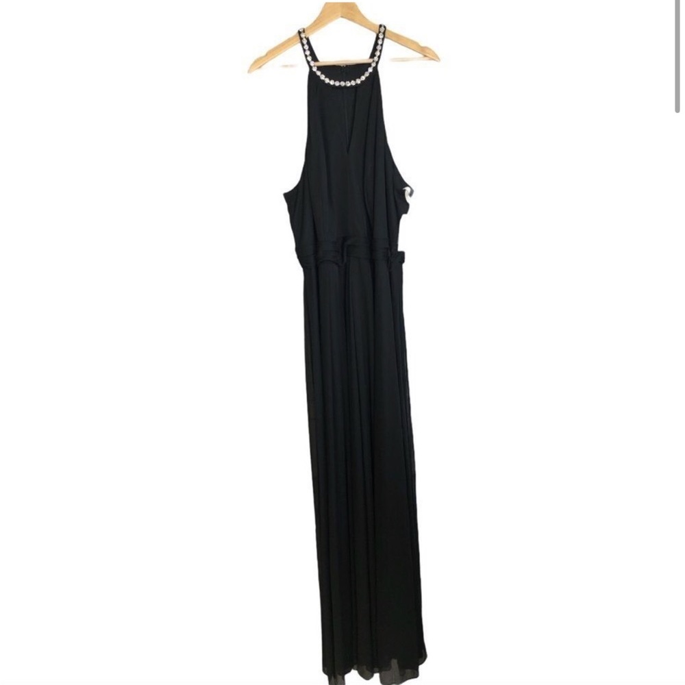 David’s Bridal dress black elegant Venetian styl…